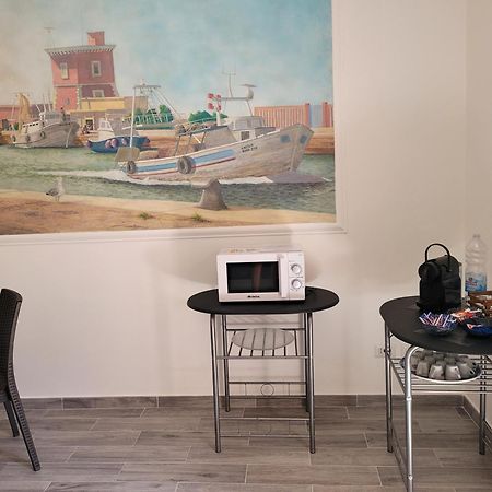 Rooms Da Pisicchio Фьюмичино Экстерьер фото
