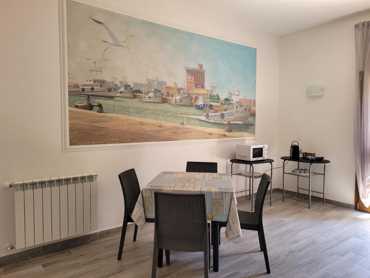 Rooms Da Pisicchio Фьюмичино Экстерьер фото