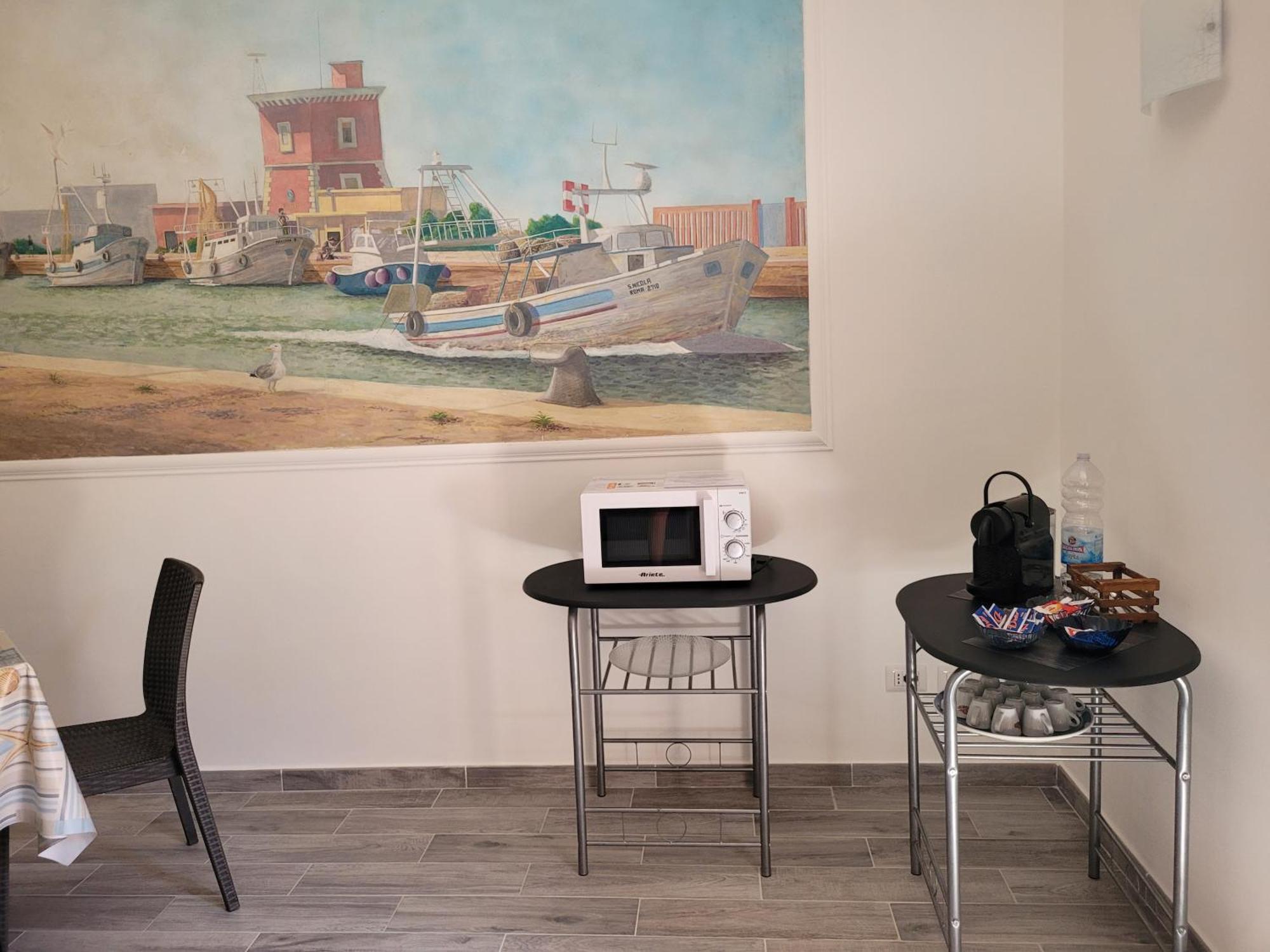 Rooms Da Pisicchio Фьюмичино Экстерьер фото
